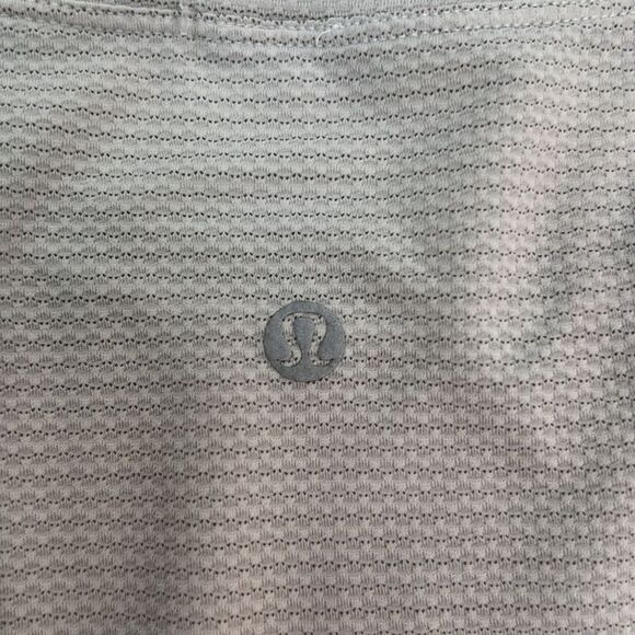 Lululemon gray open up tie-back tee size 8 E UC - Picture 10 of 13